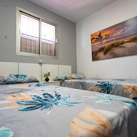 Magnific Buigas 2 Wifi Pool Acc Apartment